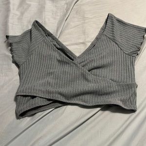 Green cross body cropped tee